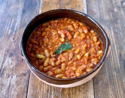Tuscan Beans with Sage & Tomato (Fagioli all’uccelletto)