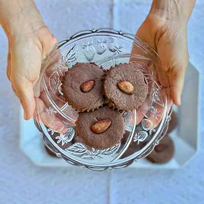 Italian Chocolate Shortbread Cookies